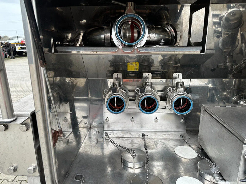 Leasing of Van Hool LEVENSMIDDELEN / 39.000L / 3-KAMMER / INOX / NL-Auflieger / APK: 04/2026 Van Hool LEVENSMIDDELEN / 39.000L / 3-KAMMER / INOX / NL-Auflieger / APK: 04/2026: picture 8