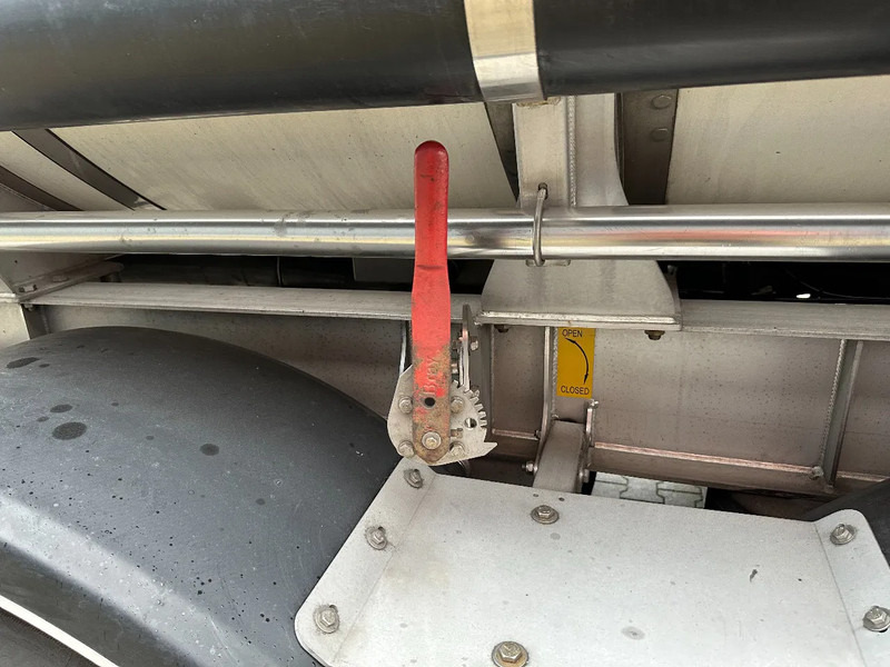 Leasing of Van Hool LEVENSMIDDELEN / 39.000L / 3-KAMMER / INOX / NL-Auflieger / APK: 04/2026 Van Hool LEVENSMIDDELEN / 39.000L / 3-KAMMER / INOX / NL-Auflieger / APK: 04/2026: picture 20