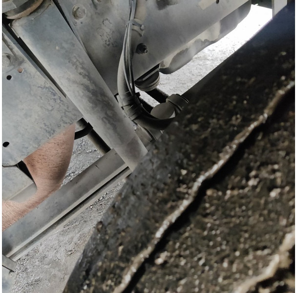 Tractor unit DAF CF-85-460: picture 11