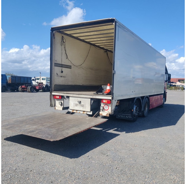 Box truck Volvo fm-330: picture 10 Box truck Volvo fm-330: picture 10