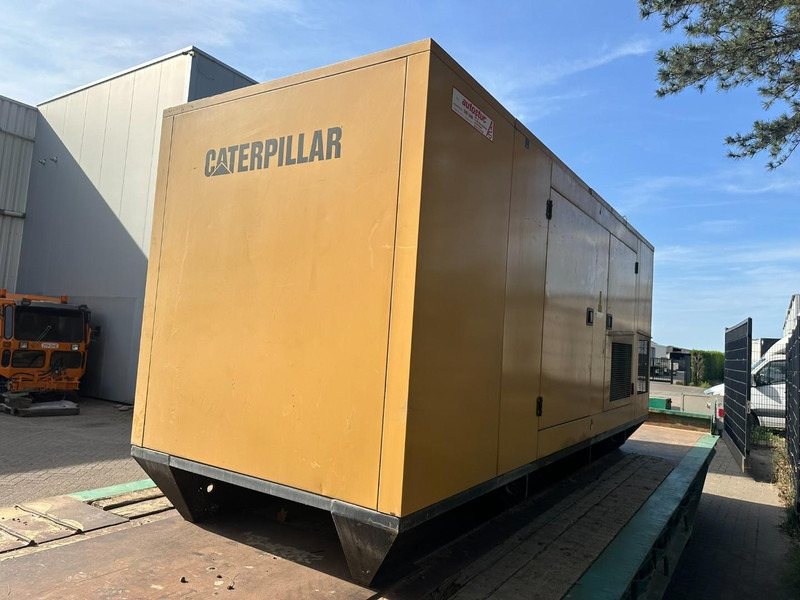 Caterpillar 400 GEN SET - 365kVA - 292kW - 400V/230V - 527A - 4574kg - Generator set: picture 3 Caterpillar 400 GEN SET - 365kVA - 292kW - 400V/230V - 527A - 4574kg - Generator set: picture 3