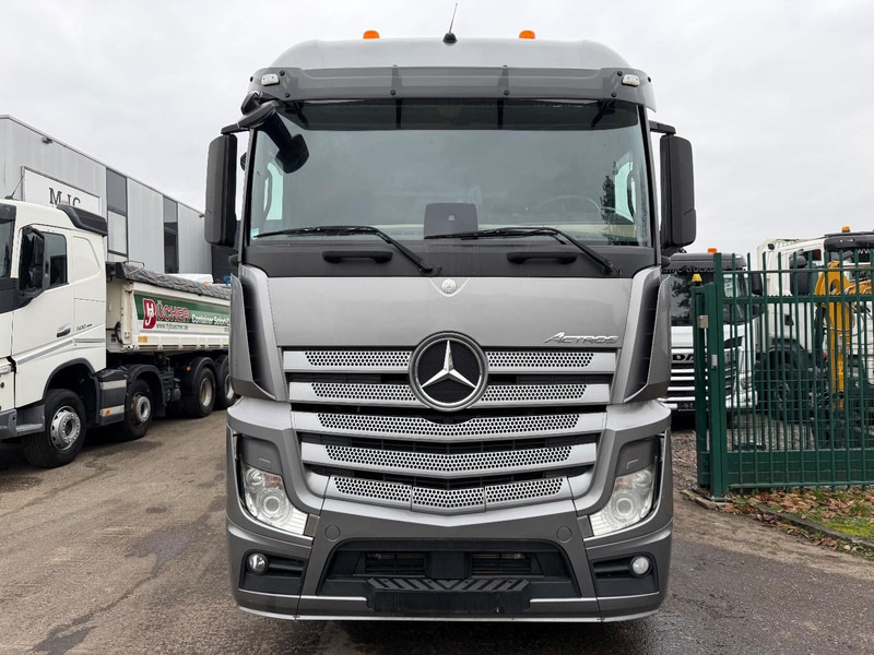 Mercedes-Benz ACTROS 2645 6x2 105m³ JUMBO + KRAN PALFINGER PK19001 (4x) - RETARDER - RADIO - *FULL AIR* - FRIGO - EURO 6 - SAF AS - BELGIAN TRUCK - Box truck, Crane truck: picture 3 Mercedes-Benz ACTROS 2645 6x2 105m³ JUMBO + KRAN PALFINGER PK19001 (4x) - RETARDER - RADIO - *FULL AIR* - FRIGO - EURO 6 - SAF AS - BELGIAN TRUCK - Box truck, Crane truck: picture 3