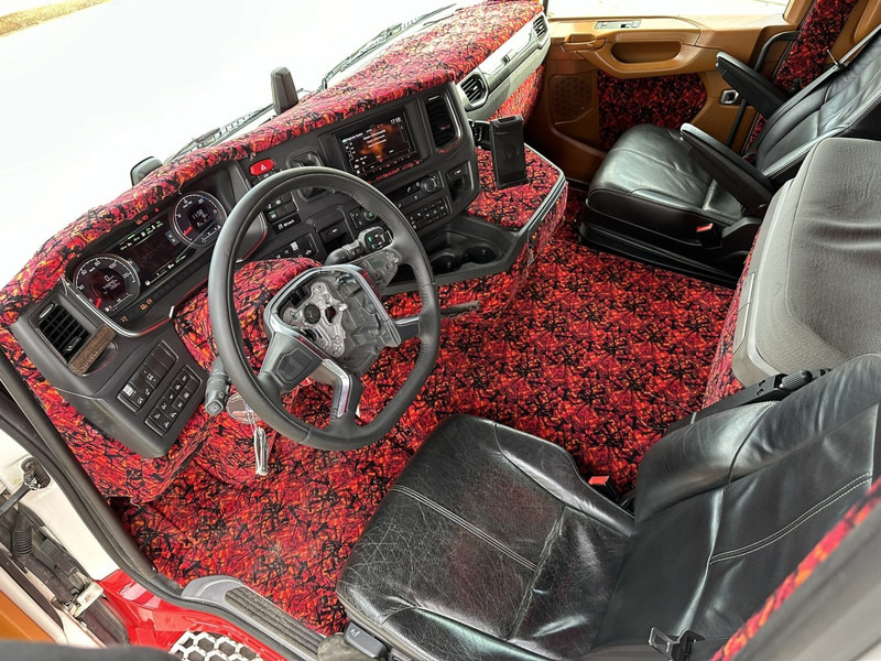 Tractor unit Scania R500 6x2 BOOGIE RETARDER - FULL AIR - *SHOWTRUCK* BULLBAR / INTERIOR STYLING / SOUND SYSTEM - ....: picture 8