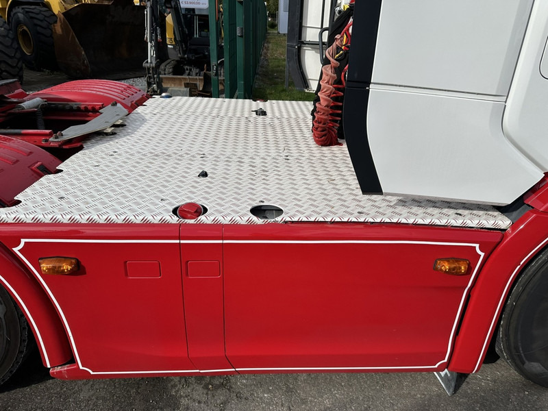 Tractor unit Scania R500 6x2 BOOGIE RETARDER - FULL AIR - *SHOWTRUCK* BULLBAR / INTERIOR STYLING / SOUND SYSTEM - ....: picture 17