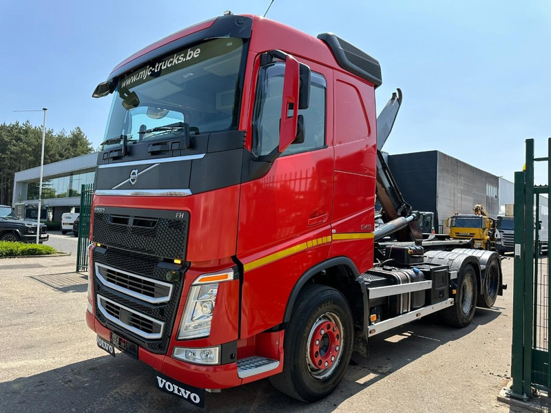 Volvo FH 540 6x4 HOOKLIFT 20T - RETARDER - LIFT AXLE - I-park Cool - SLEEPERCAB - E6 - BE TRUCK - Hook lift truck: picture 3 Volvo FH 540 6x4 HOOKLIFT 20T - RETARDER - LIFT AXLE - I-park Cool - SLEEPERCAB - E6 - BE TRUCK - Hook lift truck: picture 3