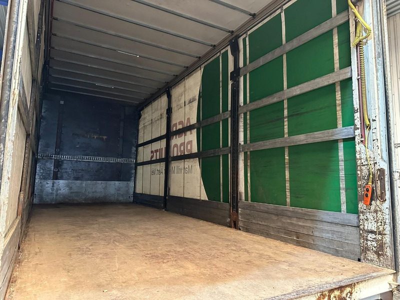 Curtainsider truck Volvo FM 330 4x2 BOX 7m x 2m48 x 2m75 - 542.000km - EURO 5 - I SHIFT - 19T - A/C - LARGE TAILLIFT: picture 18 Curtainsider truck Volvo FM 330 4x2 BOX 7m x 2m48 x 2m75 - 542.000km - EURO 5 - I SHIFT - 19T - A/C - LARGE TAILLIFT: picture 18