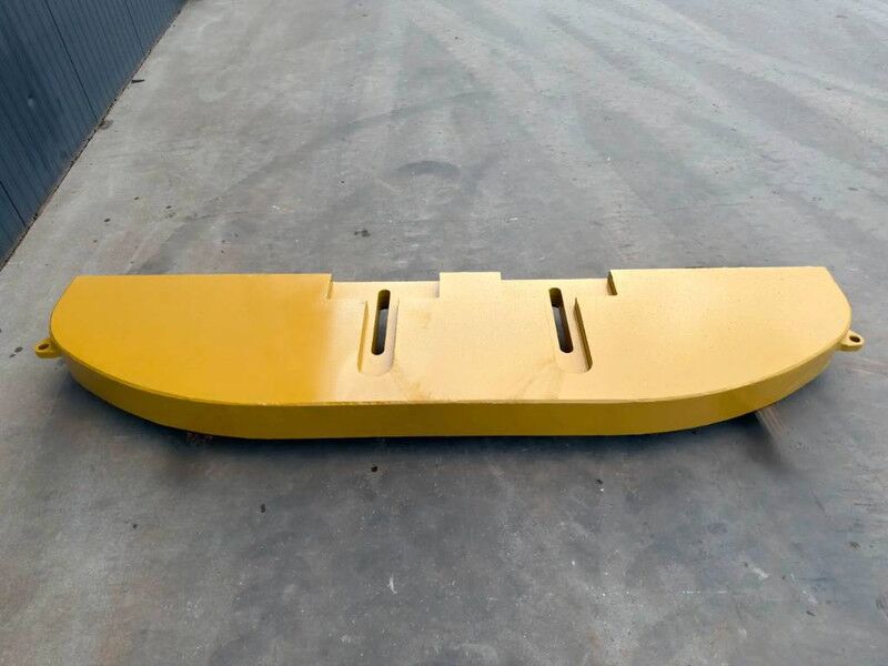 Cat 320GC Counter weight for LRE - Attachment for Construction machinery: picture 3 Cat 320GC Counter weight for LRE - Attachment for Construction machinery: picture 3