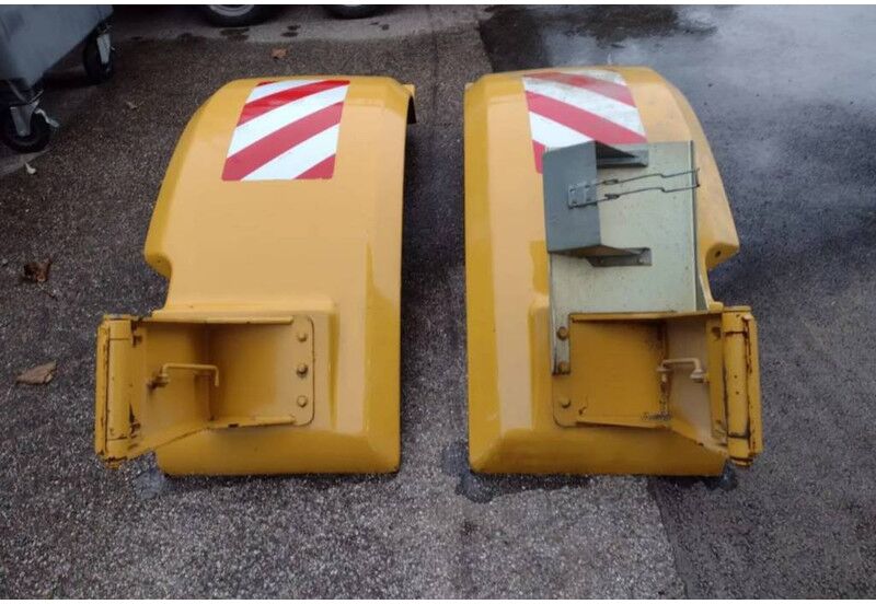 Cat 966G / 966H Fender - Attachment for Construction machinery: picture 2 Cat 966G / 966H Fender - Attachment for Construction machinery: picture 2