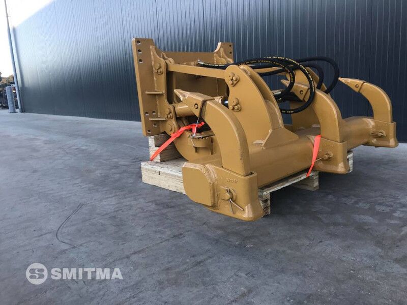 Cat D3K - Attachment for Construction machinery: picture 2 Cat D3K - Attachment for Construction machinery: picture 2