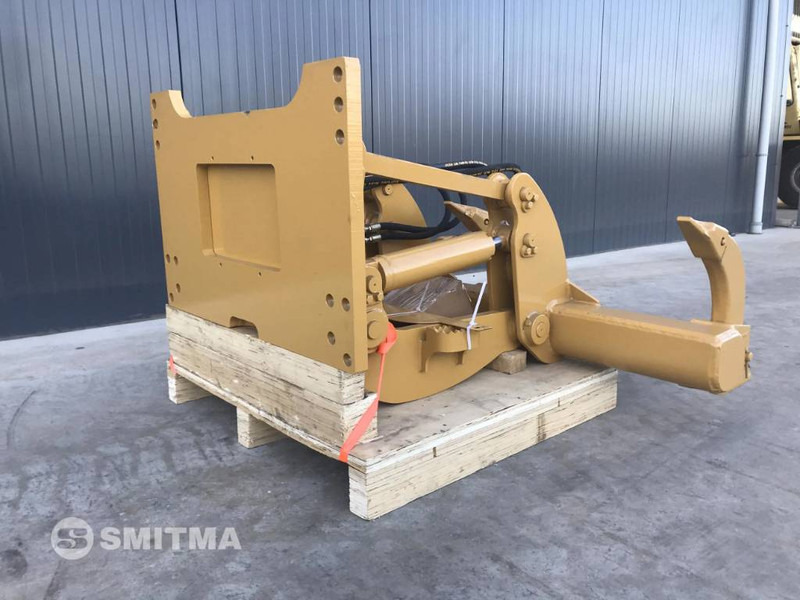 Cat D5K - Attachment for Construction machinery: picture 3 Cat D5K - Attachment for Construction machinery: picture 3