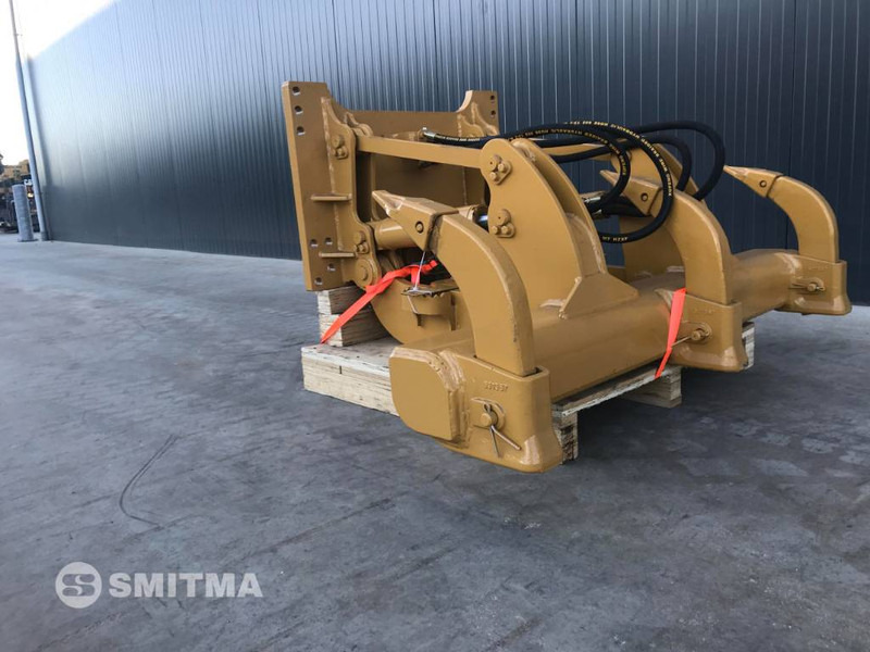 Cat D5K2 - Attachment for Construction machinery: picture 2 Cat D5K2 - Attachment for Construction machinery: picture 2
