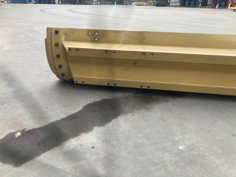 Cat 160M2 Moldboard - Blade for Construction machinery: picture 3 Cat 160M2 Moldboard - Blade for Construction machinery: picture 3