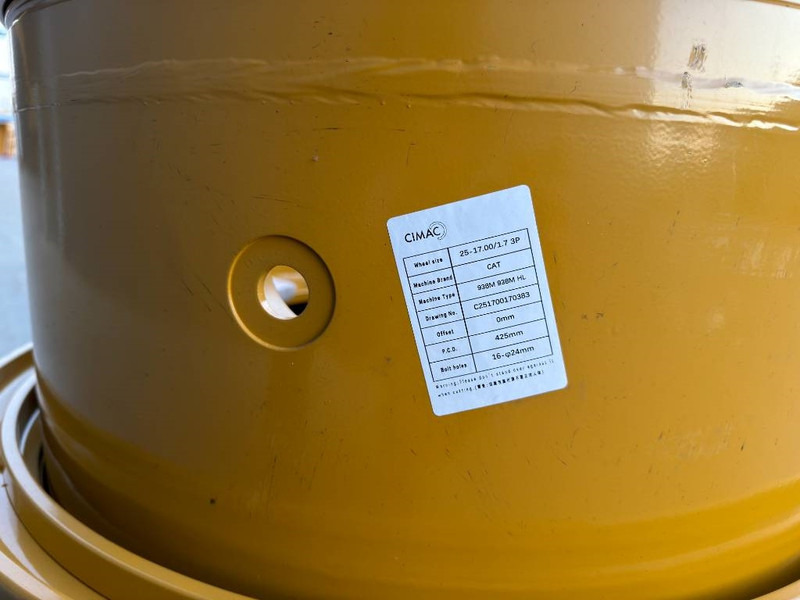 Cat 17.00-25/1.7 RIM for 20.5 x 25 - CAT 938M - Wheels and tires for Construction machinery: picture 5 Cat 17.00-25/1.7 RIM for 20.5 x 25 - CAT 938M - Wheels and tires for Construction machinery: picture 5