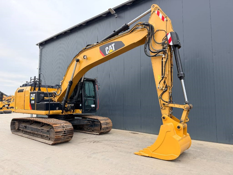Cat 320E L - Crawler excavator: picture 4 Cat 320E L - Crawler excavator: picture 4