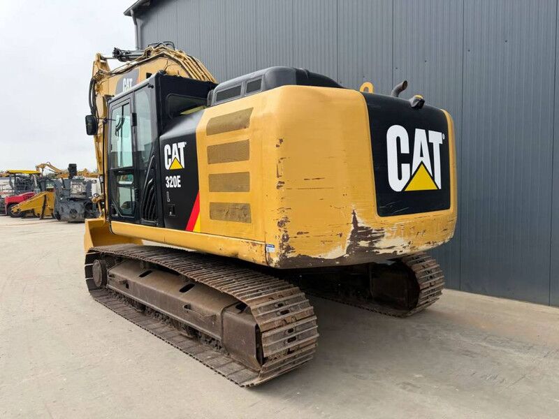 Cat 320E L - Crawler excavator: picture 2 Cat 320E L - Crawler excavator: picture 2