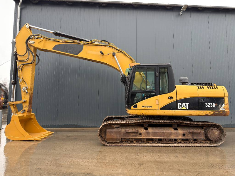 Cat 323D L - Crawler excavator: picture 2 Cat 323D L - Crawler excavator: picture 2