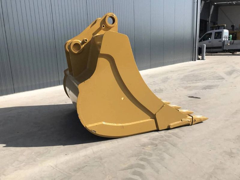 Cat 326D2 - Bucket for Construction machinery: picture 3 Cat 326D2 - Bucket for Construction machinery: picture 3