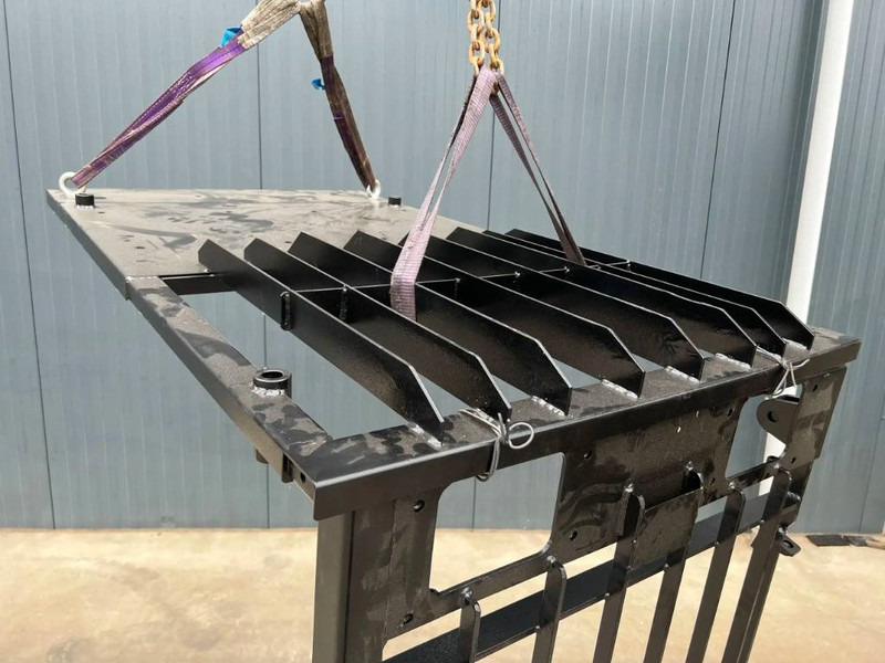 Cat 330D Guard - Cab and interior for Construction machinery: picture 2 Cat 330D Guard - Cab and interior for Construction machinery: picture 2