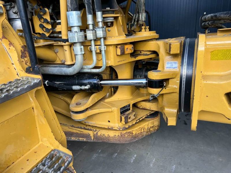 Articulated dumper Cat 735 | 735B: picture 17