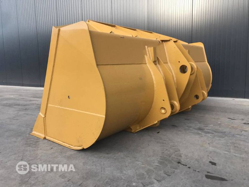Cat 962M - Bucket for Construction machinery: picture 2 Cat 962M - Bucket for Construction machinery: picture 2
