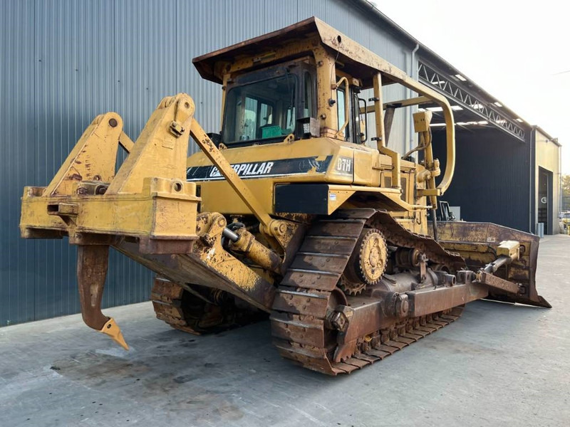 Cat D7H - Bulldozer: picture 5 Cat D7H - Bulldozer: picture 5