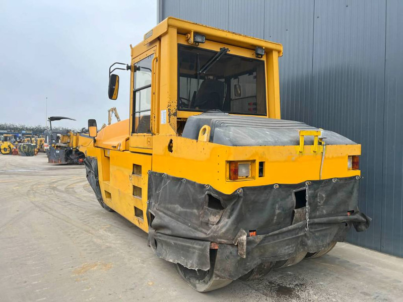 Cat PS300B - Pneumatic roller: picture 2 Cat PS300B - Pneumatic roller: picture 2