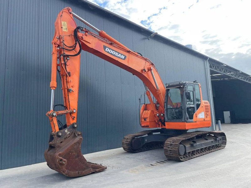 Doosan DX235LCR - Crawler excavator: picture 1 Doosan DX235LCR - Crawler excavator: picture 1