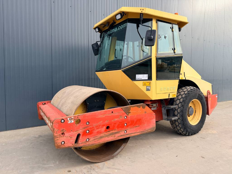 Dynapac CA152D - Roller: picture 1 Dynapac CA152D - Roller: picture 1