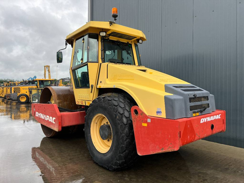 Dynapac CA302D - Roller: picture 3 Dynapac CA302D - Roller: picture 3