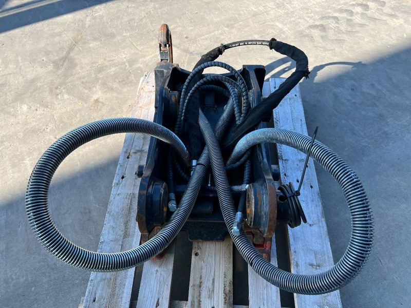 OilQuick OQ65 - 311F / 313F / 315F - Quick coupler for Construction machinery: picture 5 OilQuick OQ65 - 311F / 313F / 315F - Quick coupler for Construction machinery: picture 5