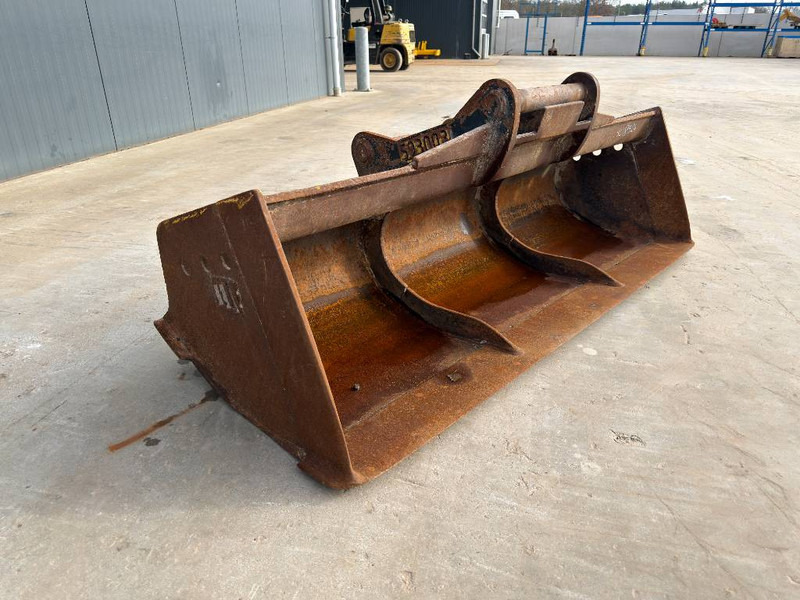 OilQuick OQ65 - Bucket for Construction machinery: picture 3 OilQuick OQ65 - Bucket for Construction machinery: picture 3