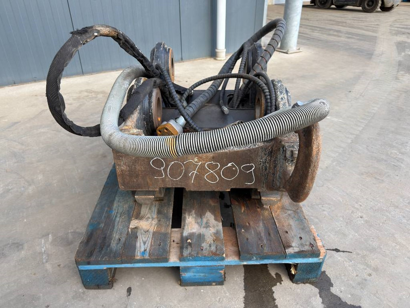 OilQuick OQ80 - 336F - Quick coupler for Construction machinery: picture 2 OilQuick OQ80 - 336F - Quick coupler for Construction machinery: picture 2