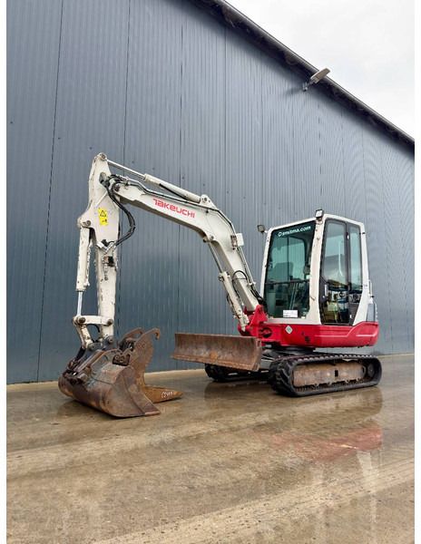 Takeuchi TB235 - Mini excavator: picture 1 Takeuchi TB235 - Mini excavator: picture 1