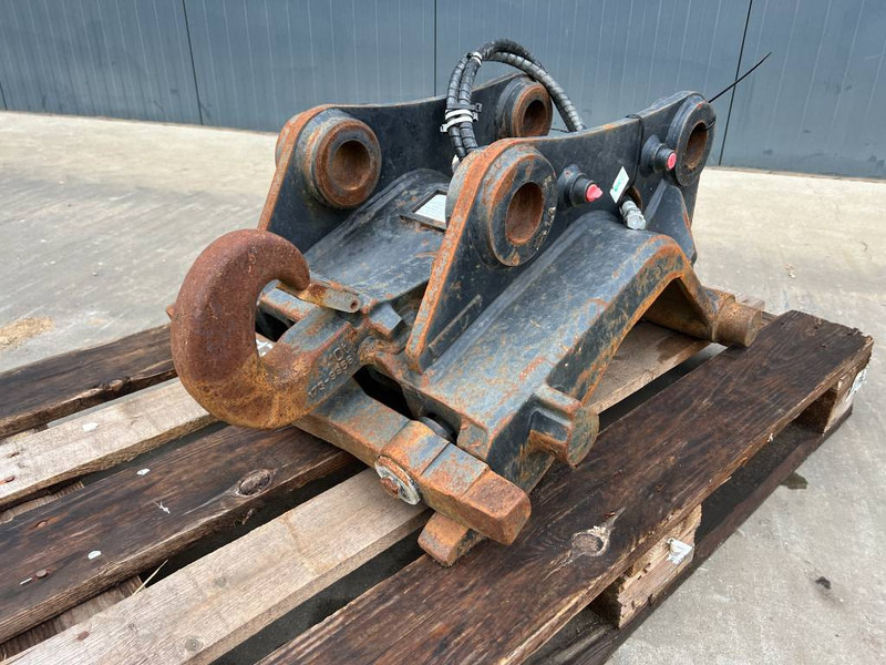 Verachtert CW20 - 312 / 311F / 313F / 315F - Quick coupler for Construction machinery: picture 1 Verachtert CW20 - 312 / 311F / 313F / 315F - Quick coupler for Construction machinery: picture 1