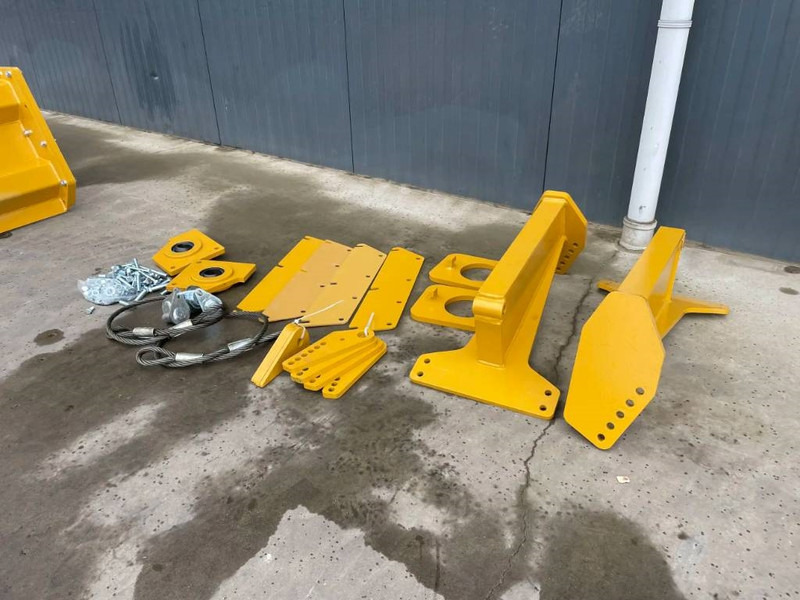 New Tail lift for Construction machinery Volvo A25G: picture 13