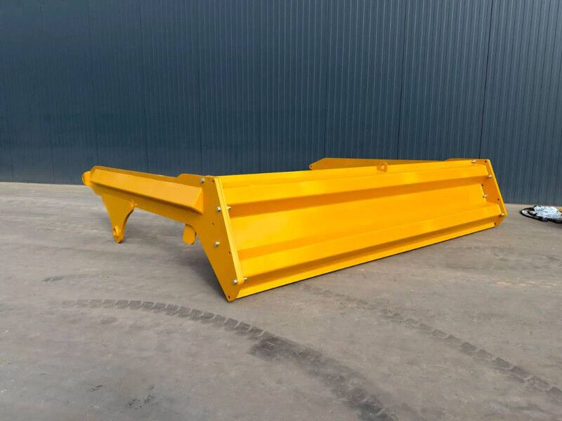 Volvo A45G - Tail lift for Construction machinery: picture 2 Volvo A45G - Tail lift for Construction machinery: picture 2