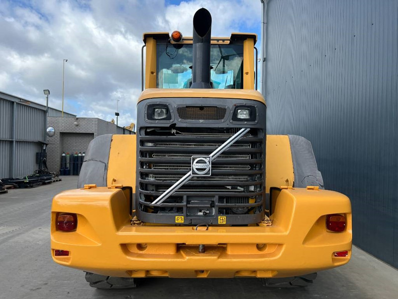 Volvo L90F - Wheel loader: picture 4 Volvo L90F - Wheel loader: picture 4