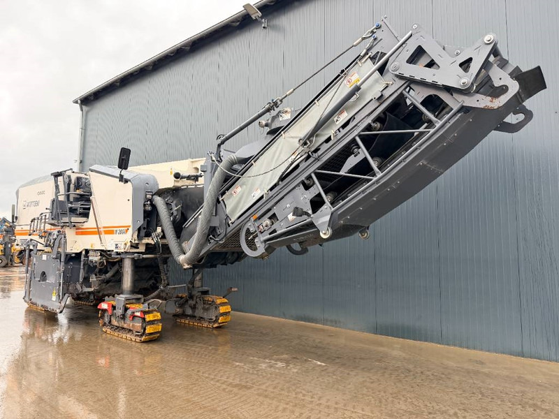 Wirtgen W200i - Asphalt machine: picture 3 Wirtgen W200i - Asphalt machine: picture 3