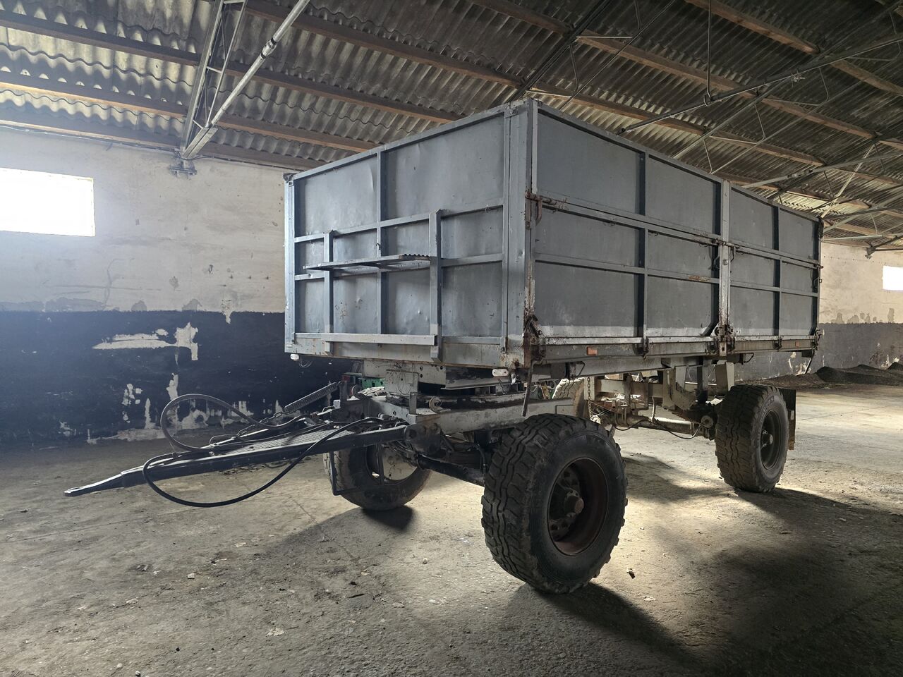 BRANDYS N90 - Farm tipping trailer/ Dumper: picture 1 BRANDYS N90 - Farm tipping trailer/ Dumper: picture 1