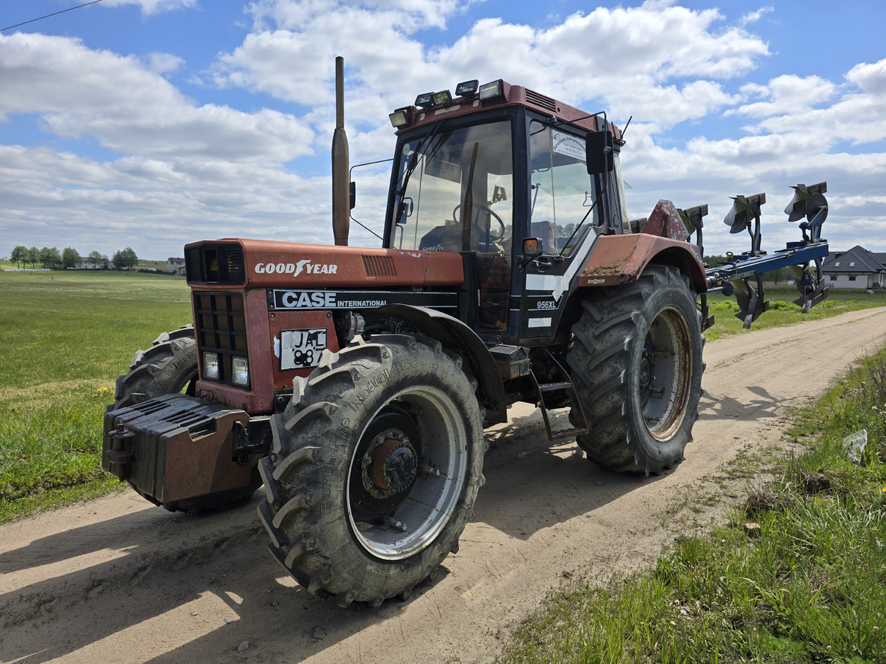 CASE IH 956 XL - Farm tractor: picture 1 CASE IH 956 XL - Farm tractor: picture 1