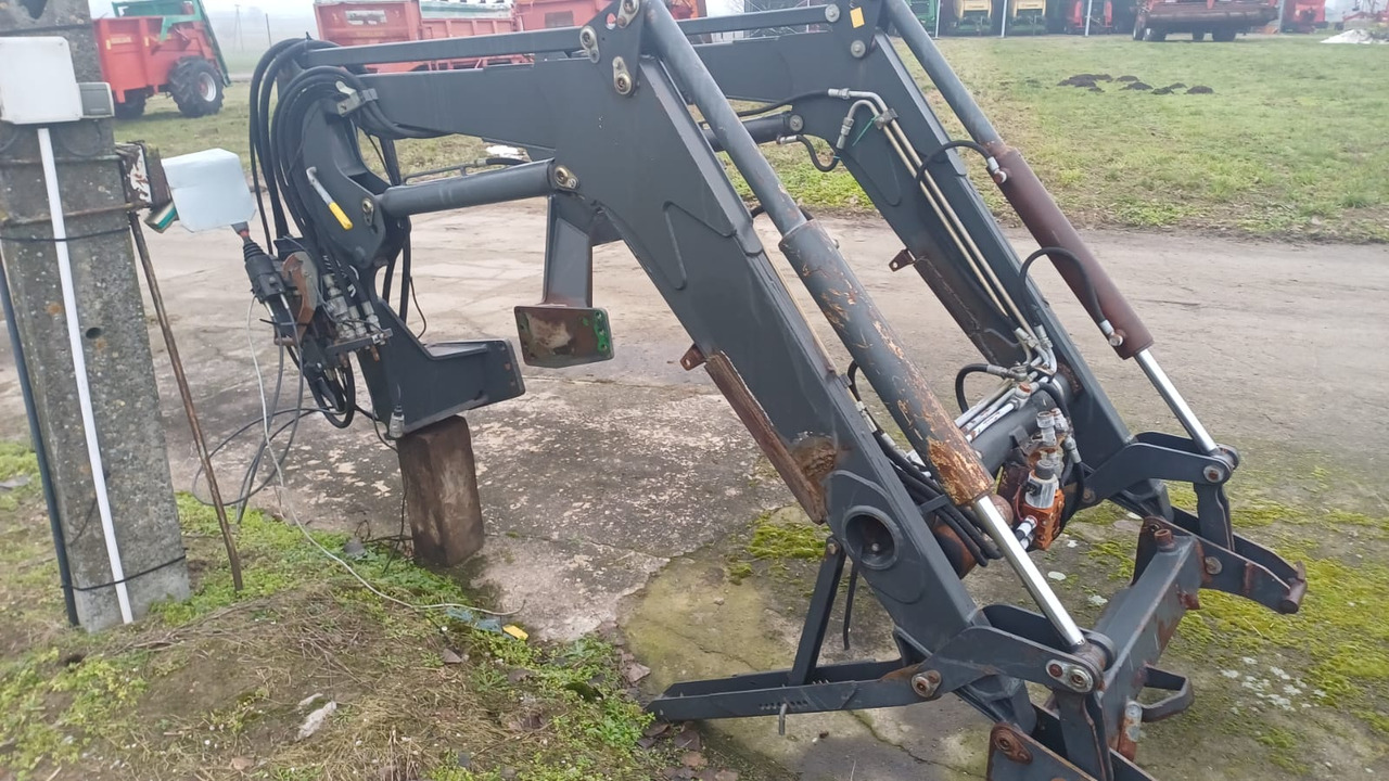 MANIP MP85A - Front loader for tractor: picture 1 MANIP MP85A - Front loader for tractor: picture 1