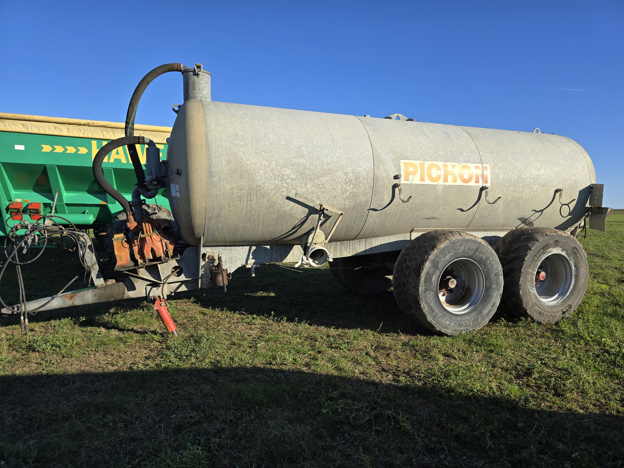 PICHON S.A. TL15 - Slurry tanker: picture 2 PICHON S.A. TL15 - Slurry tanker: picture 2