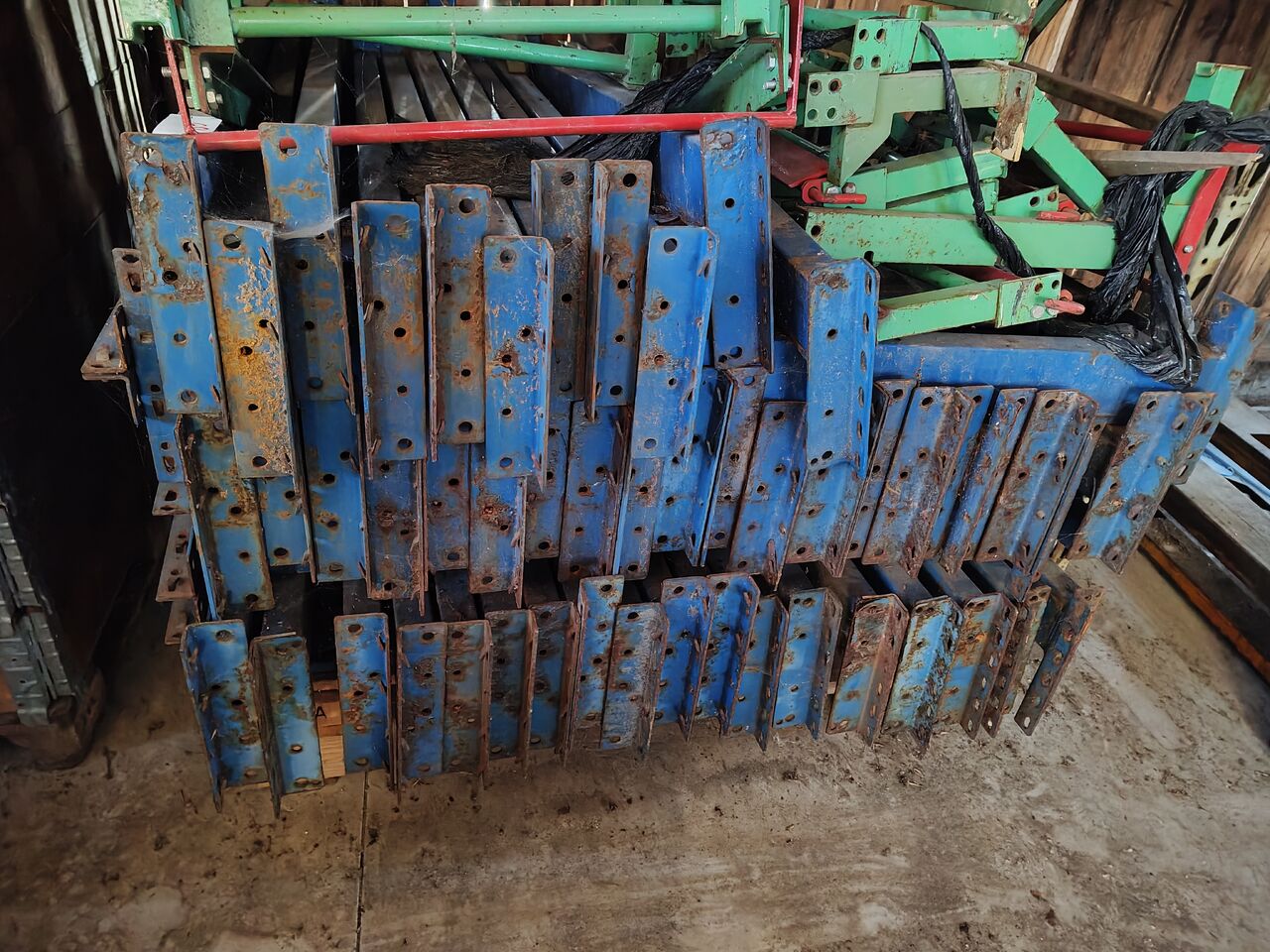 - Warehouse racking: picture 1 - Warehouse racking: picture 1