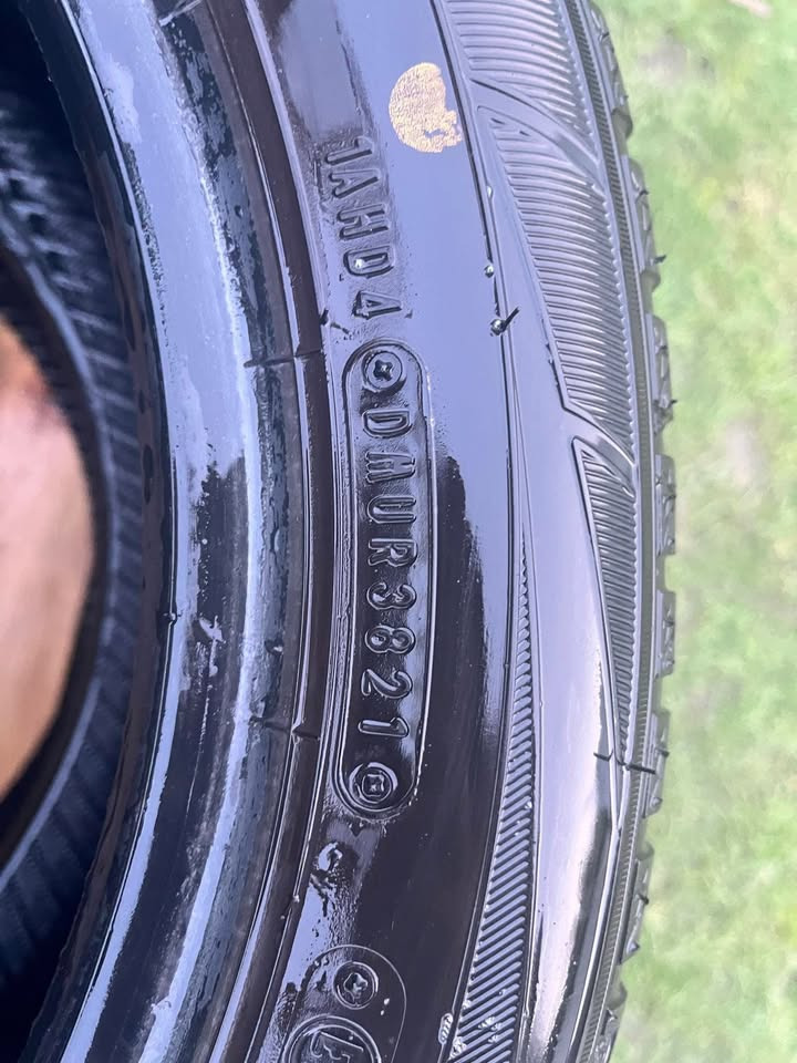 - Tire for Truck: picture 3 - Tire for Truck: picture 3