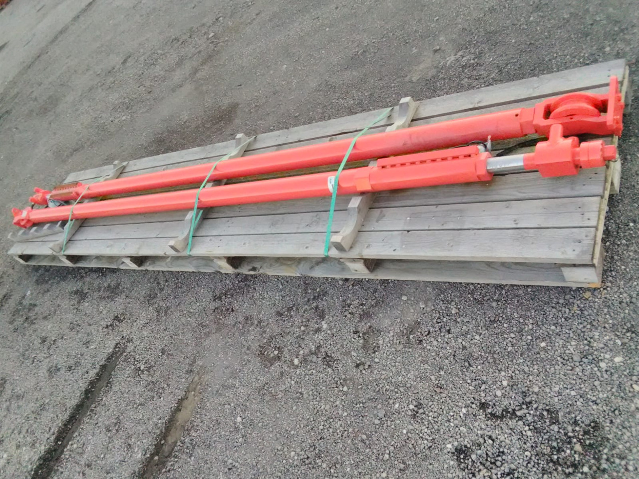 SANDVIK BG01194489 - Hydraulic cylinder for Drilling rig: picture 1 SANDVIK BG01194489 - Hydraulic cylinder for Drilling rig: picture 1