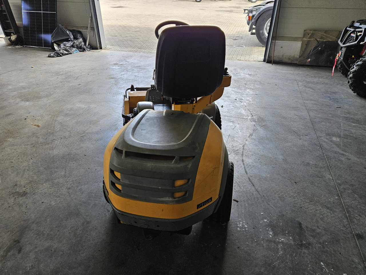 Stiga Park Pro 16 4WD - Garden mower: picture 3 Stiga Park Pro 16 4WD - Garden mower: picture 3