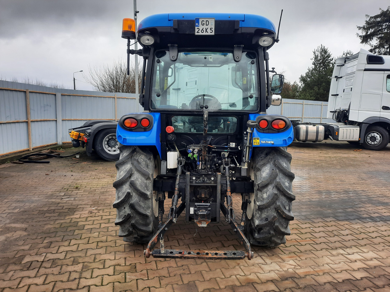 New-holland T4.65 - Farm tractor: picture 4 New-holland T4.65 - Farm tractor: picture 4