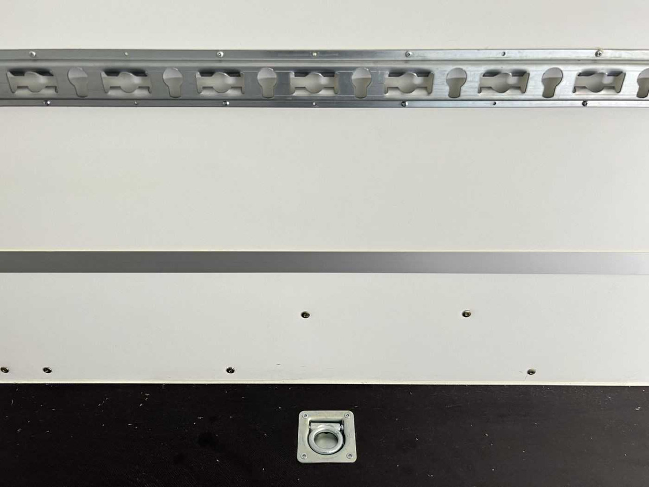 Leasing of BLYSS F1330HD Seitentür,Fenster,Aero Kofferanhänger BLYSS F1330HD Seitentür,Fenster,Aero Kofferanhänger: picture 19