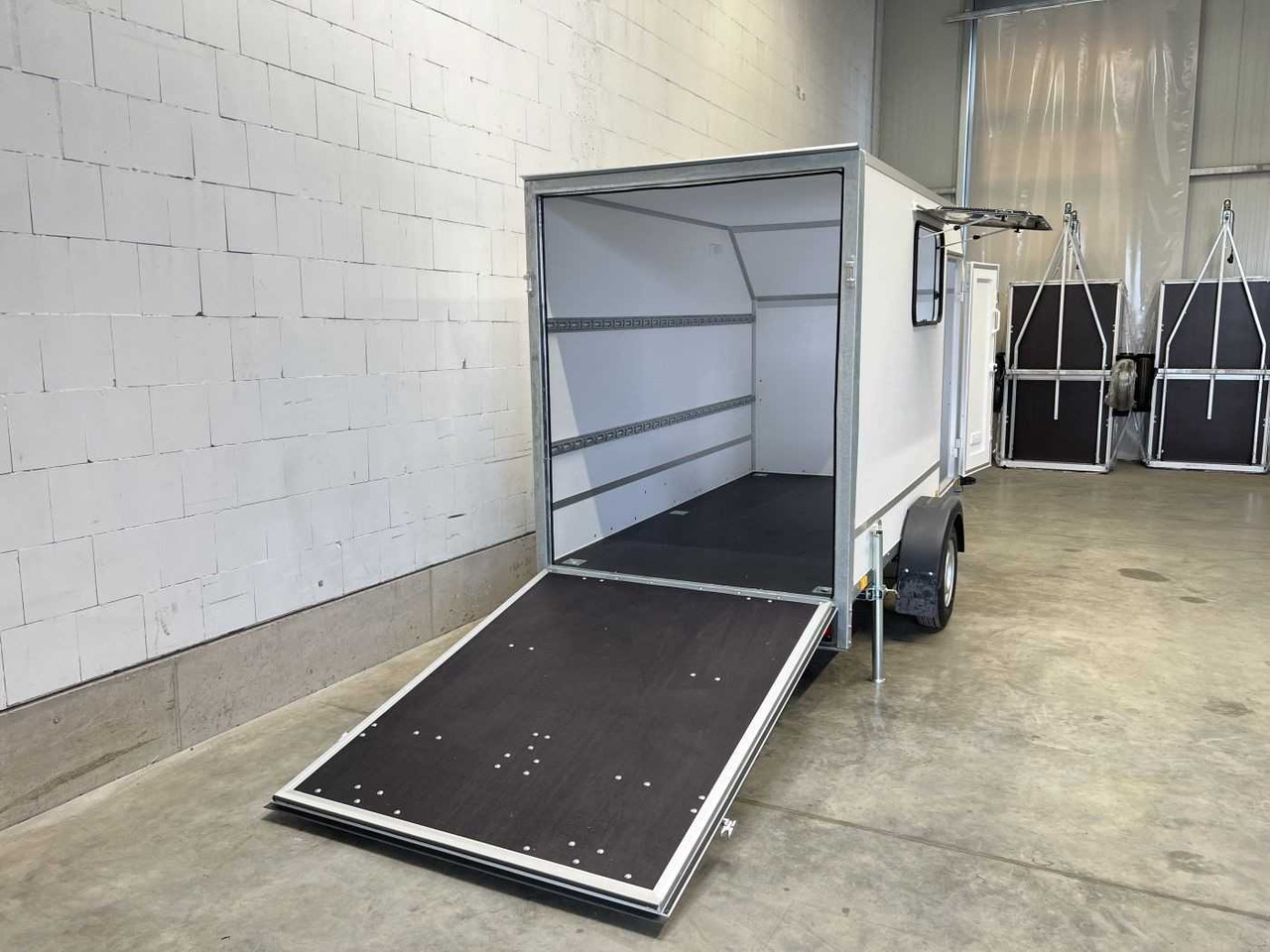 Leasing of BLYSS F1330HD Seitentür,Fenster,Aero Kofferanhänger BLYSS F1330HD Seitentür,Fenster,Aero Kofferanhänger: picture 9