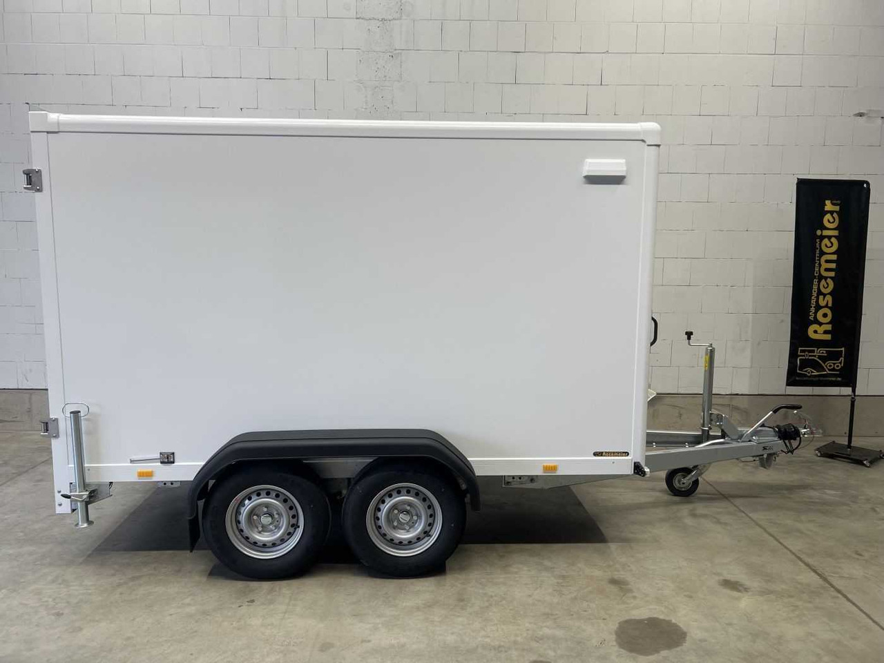 BLYSS FS2030/180HTL Kofferanhänger - Closed box trailer: picture 2 BLYSS FS2030/180HTL Kofferanhänger - Closed box trailer: picture 2